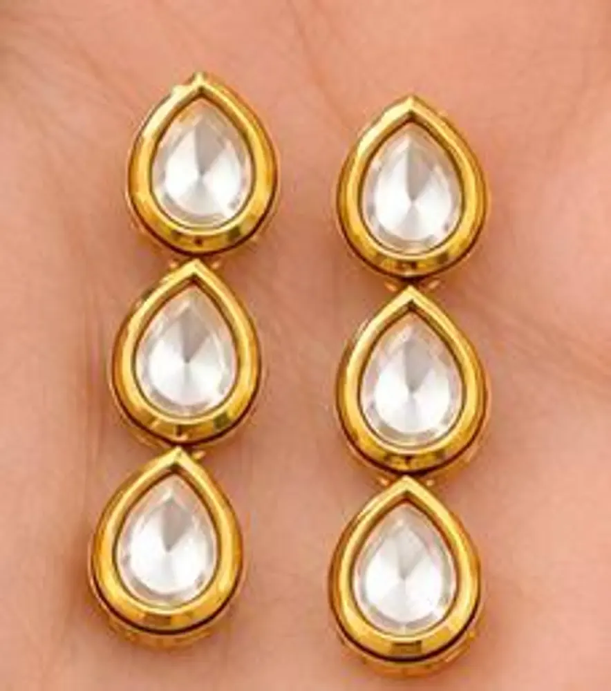 Pear Cut Kundan Necklace Set view 4