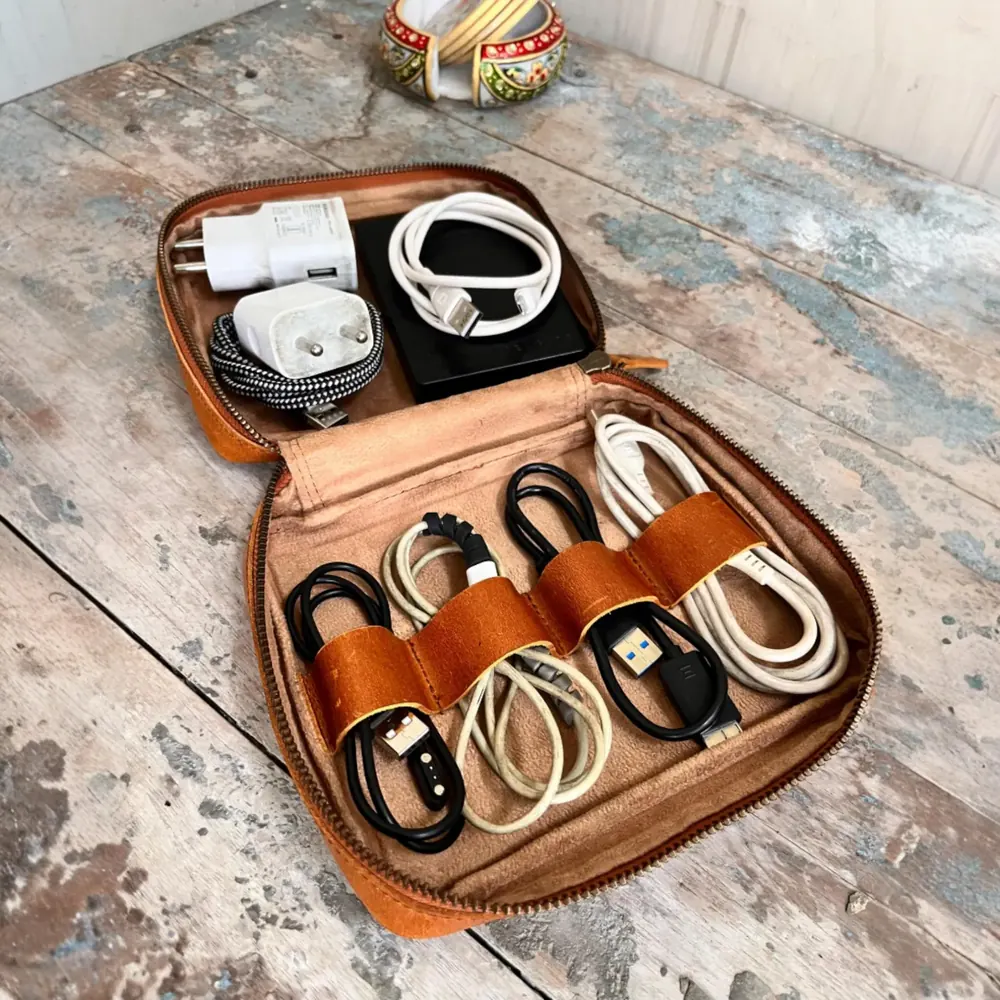 Travel Leather Organiser view 5